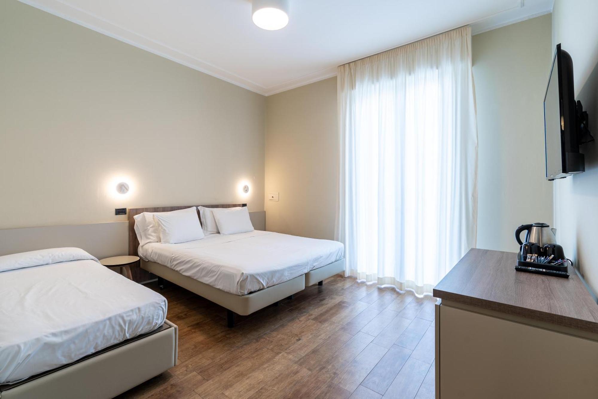 Hotel Estense กัตเตโออามาเร ภายนอก รูปภาพ